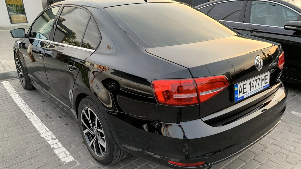 Volkswagen Jetta 1.8 TSI 3