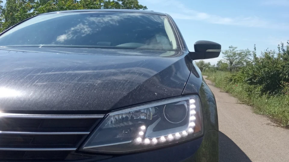 Volkswagen Jetta 1.8 турбо) 5