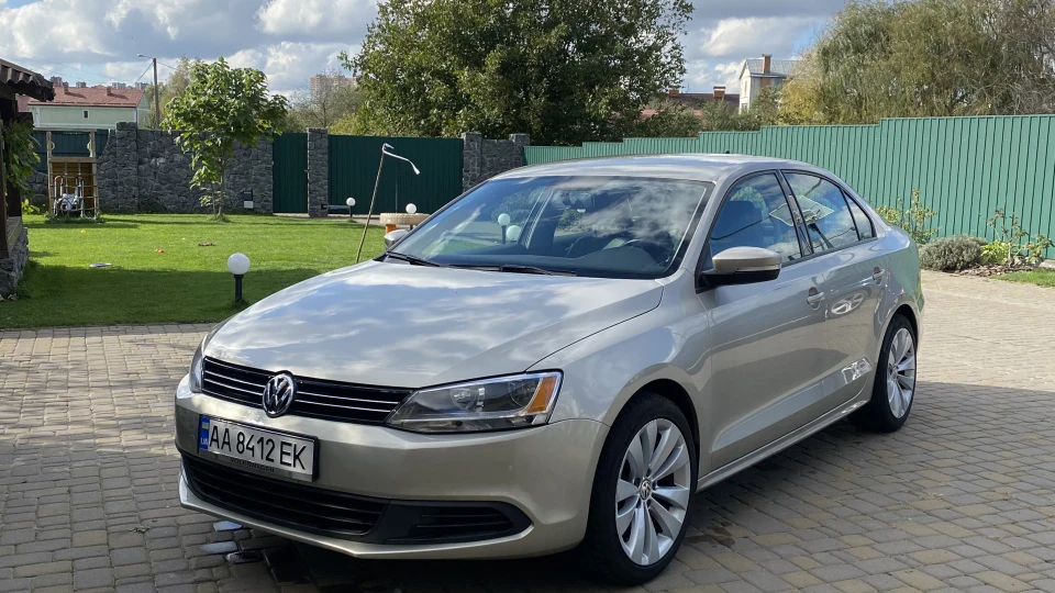 Volkswagen Jetta 1.8T 2