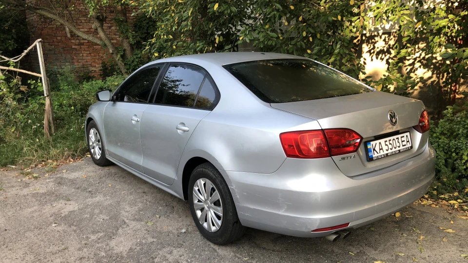 Volkswagen Jetta 2.0 атмо 3
