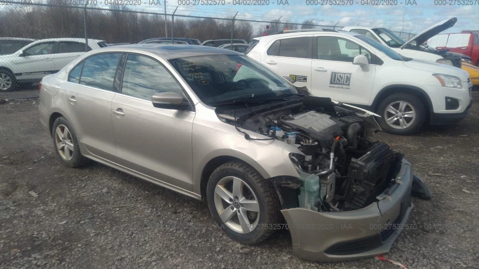 Volkswagen Jetta 2.0 tdi 3