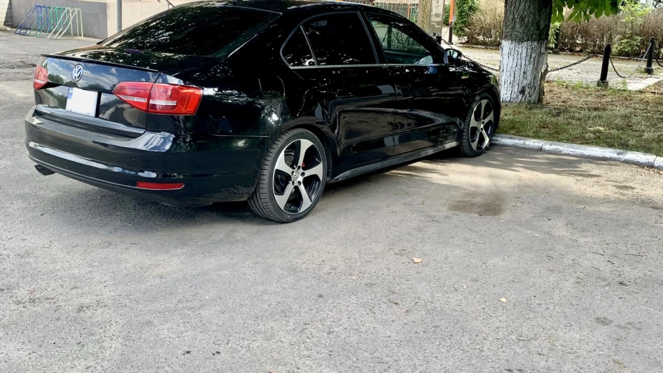 Volkswagen Jetta 2.0 𝖙𝖉𝖎 𝖘𝖊𝖑