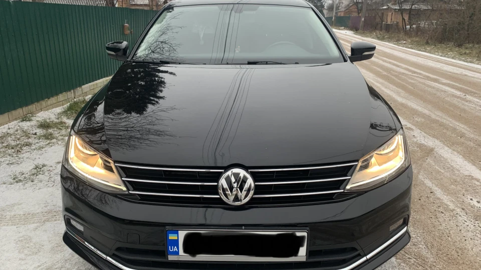 Volkswagen Jetta 2017 1.8L I4 FI black