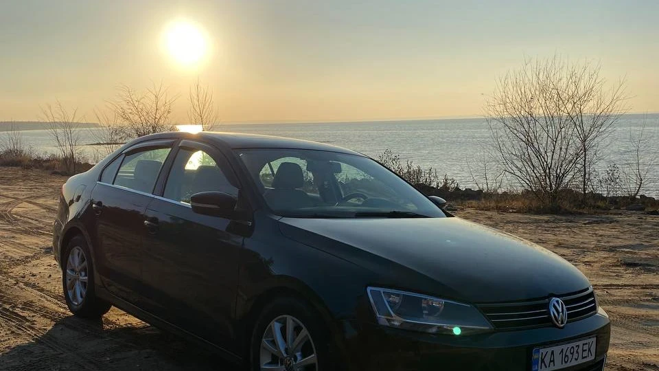 Volkswagen Jetta 2.5 атмо 3