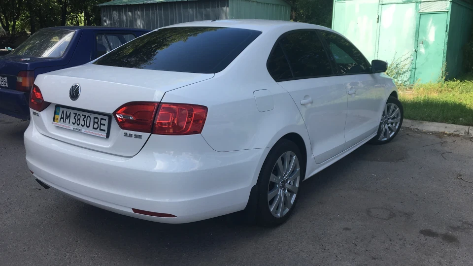 Volkswagen Jetta 2.5 ДівчинкаБлонда