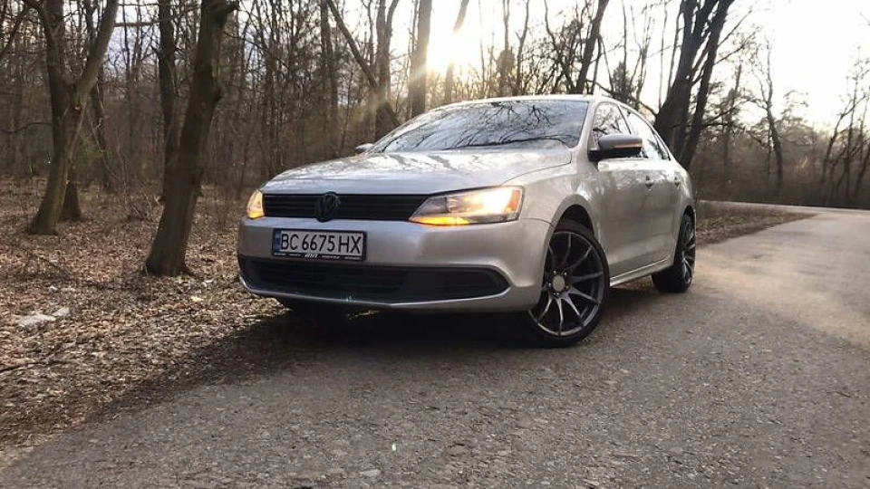 Volkswagen Jetta 2.5 mpi 3