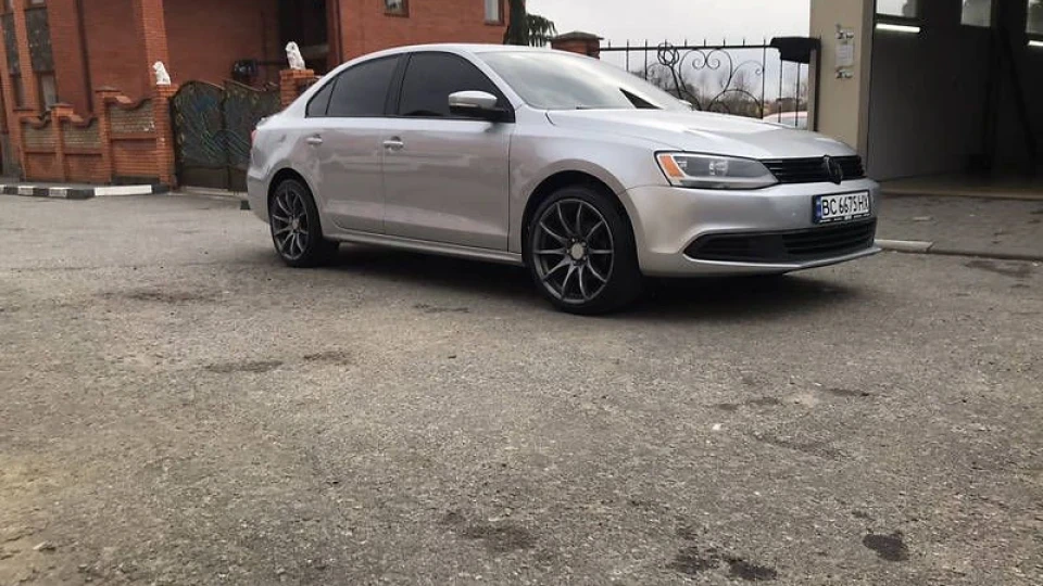 Volkswagen Jetta 2.5 mpi 5