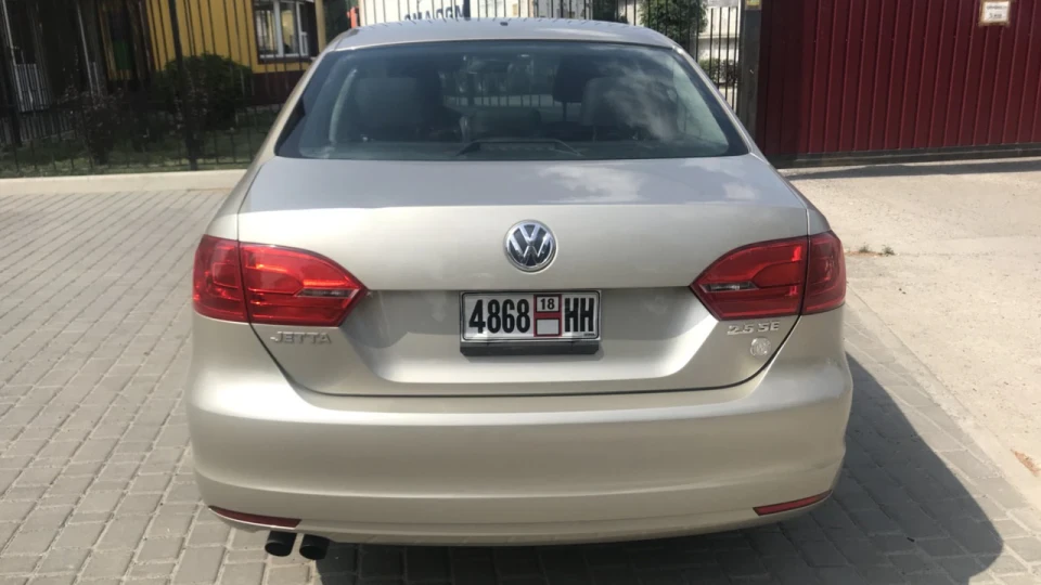 Volkswagen Jetta 2.5 SE USA 2