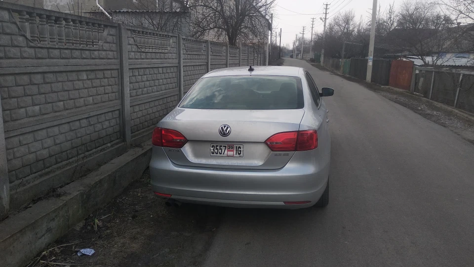 Volkswagen Jetta 2.5 SE 3