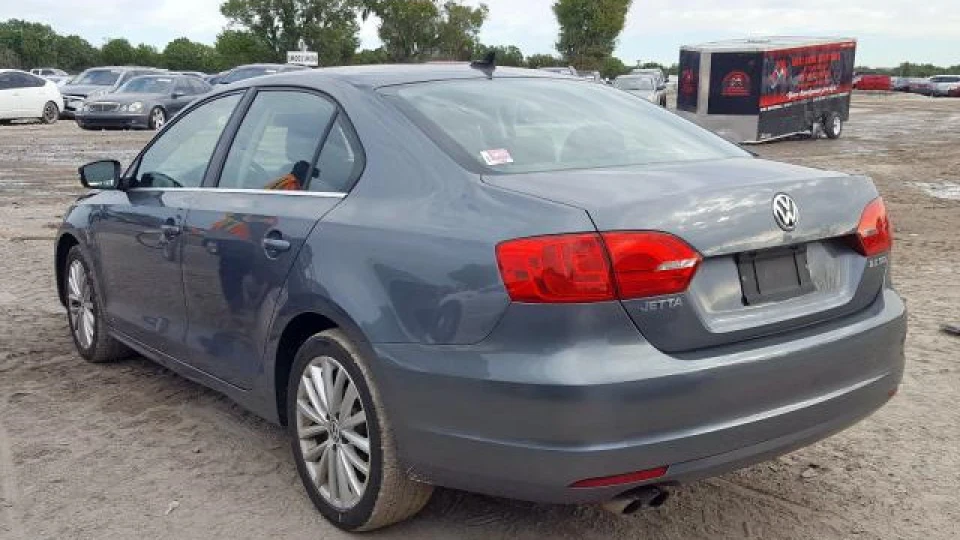 Volkswagen Jetta 2.5 SEL USA 2