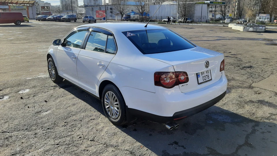 Volkswagen Jetta 2,5 USA SE 2