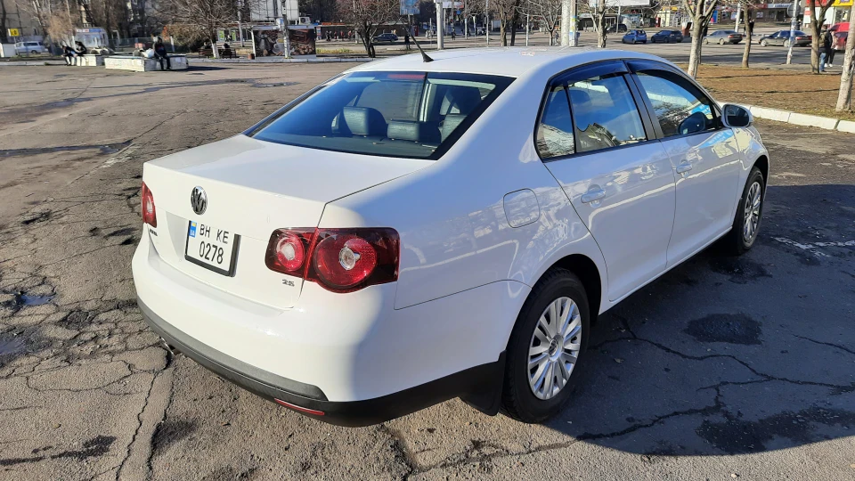 Volkswagen Jetta 2,5 USA SE 3