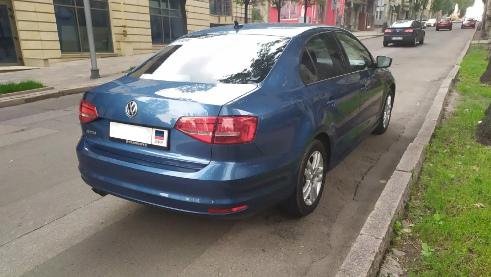 Volkswagen Jetta American Vegetable Blue 2