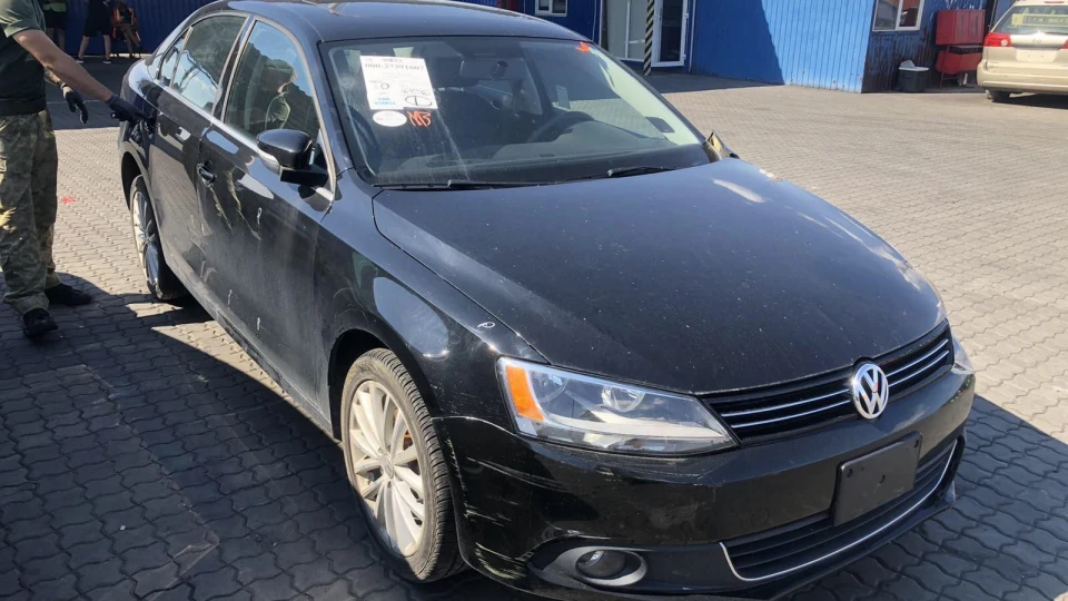 Volkswagen Jetta Black SEL