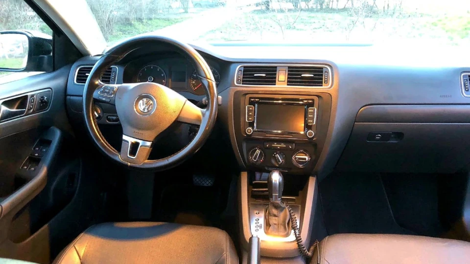 Volkswagen Jetta Black Star 3