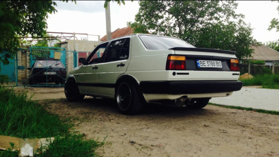 Volkswagen Jetta Швидка)