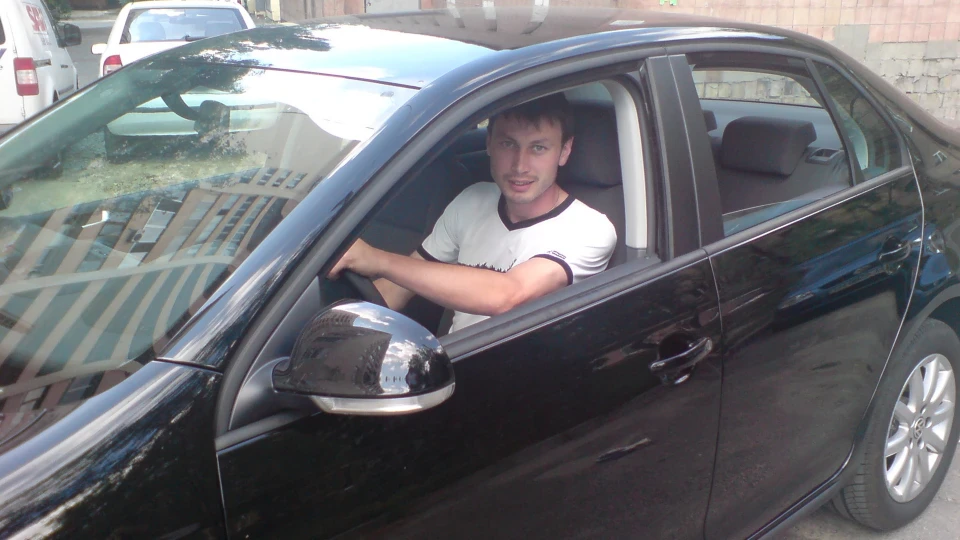 Volkswagen Jetta Чорний лак 1.6