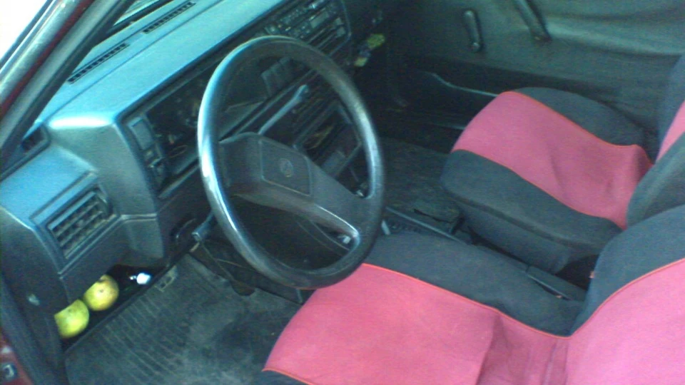 Volkswagen Jetta COUPE 1.6 Diesel АТ 4