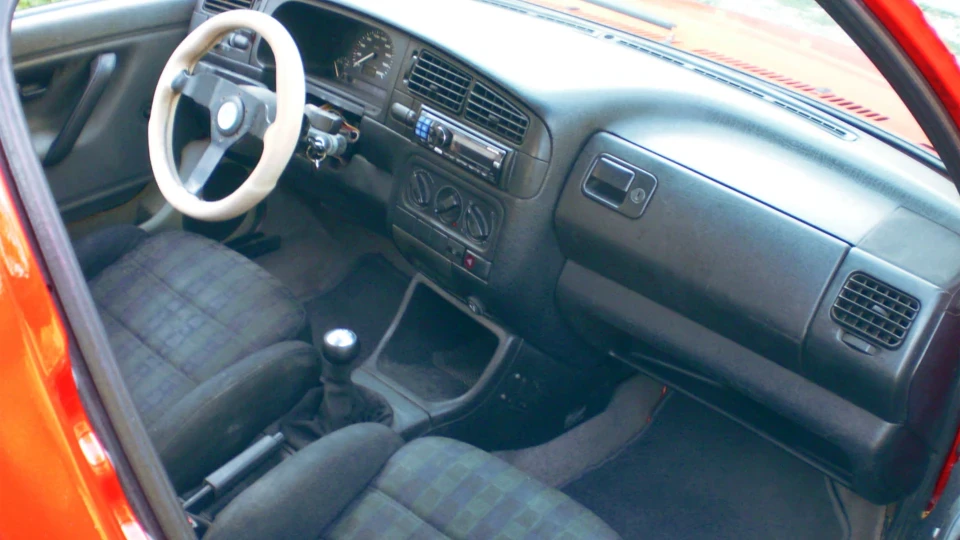 Volkswagen Jetta Coupe Tornado GL 4