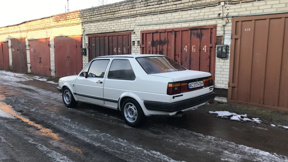 Volkswagen Jetta (Дизельне купе Jetta C) 4