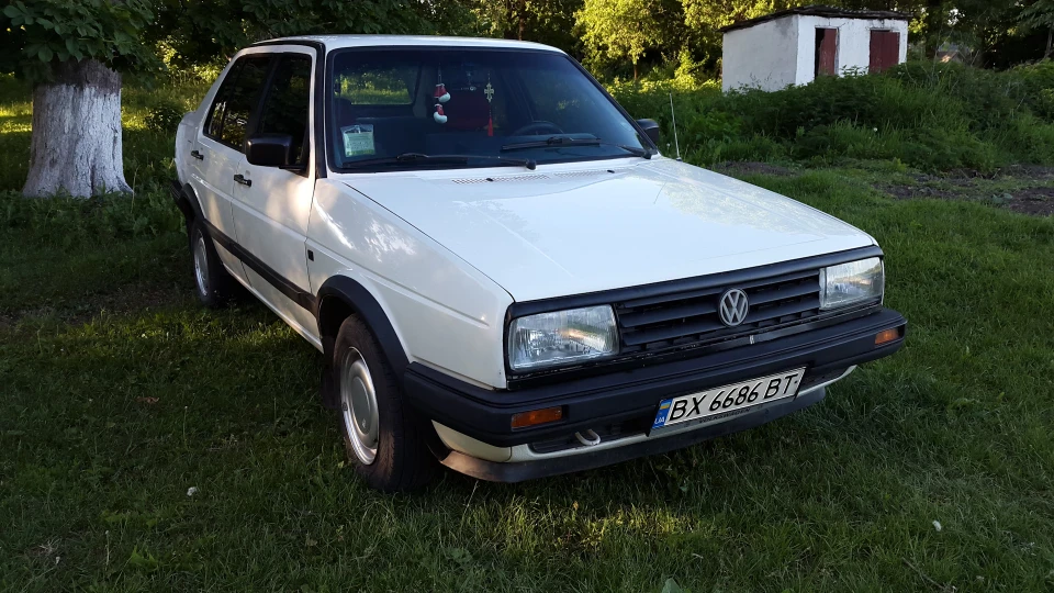 Volkswagen Jetta GL 2