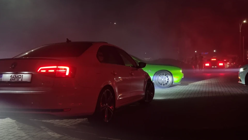 Volkswagen Jetta GLI 2 літри соку 2