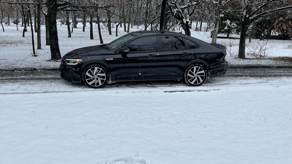 Volkswagen Jetta GLI Autobahn 2