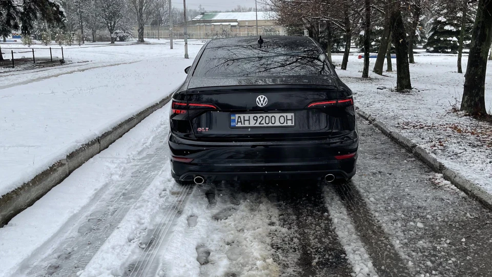 Volkswagen Jetta GLI Autobahn 4