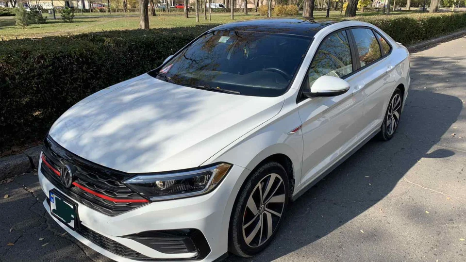Volkswagen Jetta Gli Autobanh 2