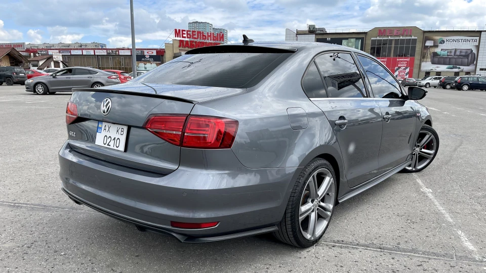 Volkswagen Jetta GLI⚡️ 5
