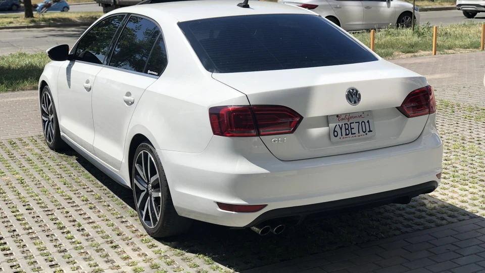 Volkswagen Jetta GLI