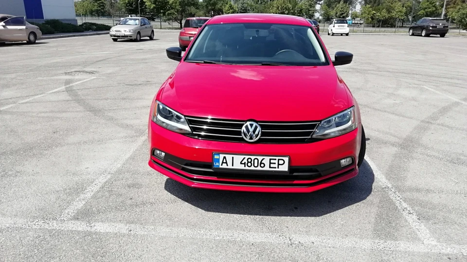Volkswagen Jetta ЯдерноЧервона Америкашка 2