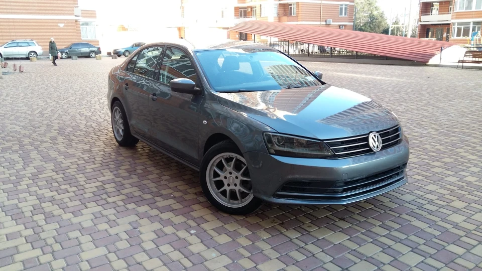 Volkswagen Jetta Красивий Графіт 1.4 tsi 3