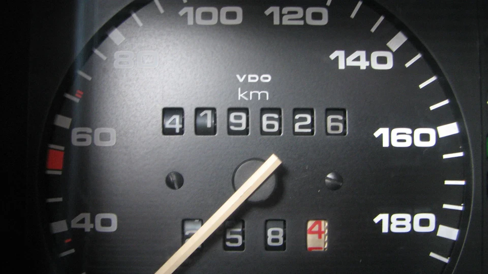 Volkswagen Jetta Червона блискавка 3