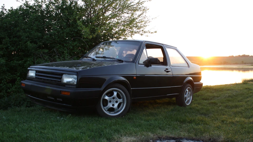 Volkswagen Jetta MK II COUPE 2