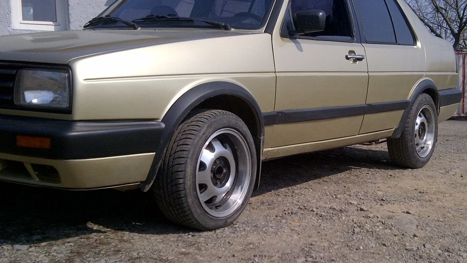 Volkswagen Jetta mk II Моя Женька )