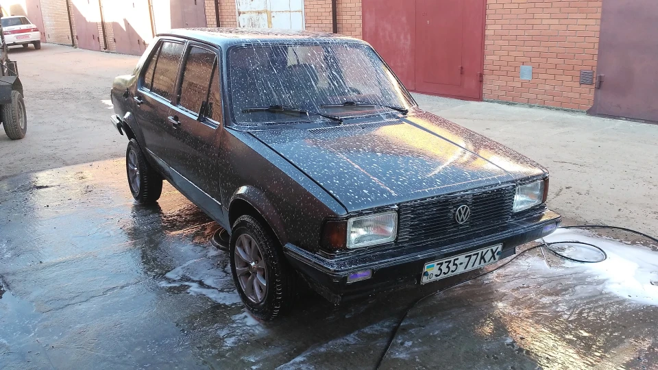 Volkswagen Jetta mk1 2