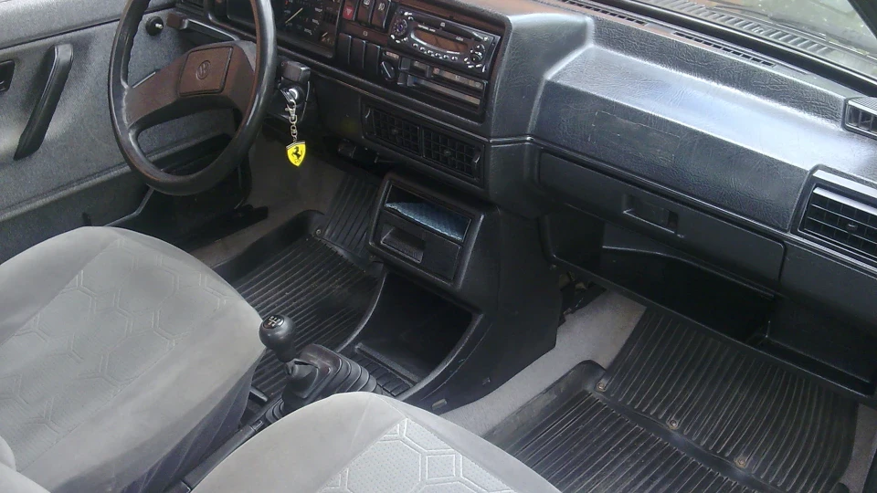 Volkswagen Jetta MK2 4