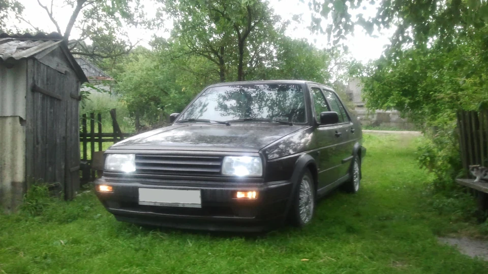Volkswagen Jetta MKII 2