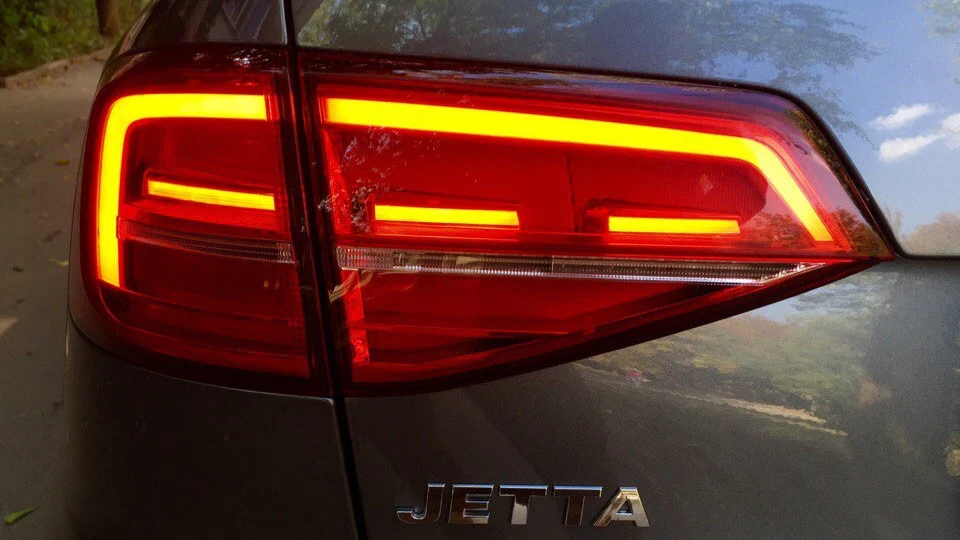 Volkswagen Jetta нова 2