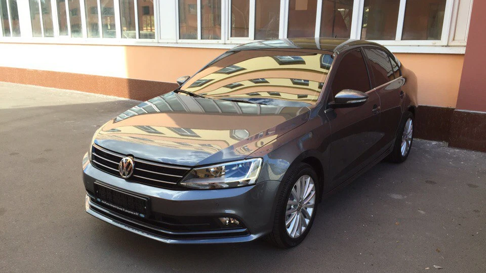 Volkswagen Jetta нова 3