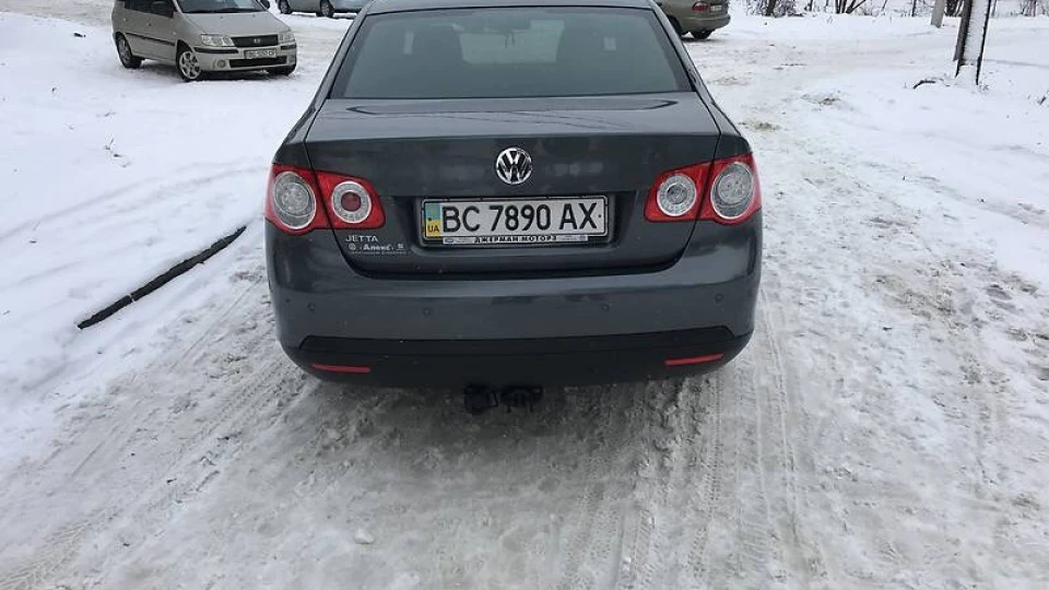 Volkswagen Jetta Platinumgrey 2