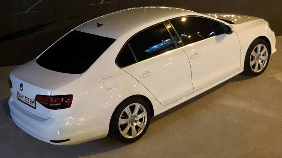 Volkswagen Jetta Premium Life 2