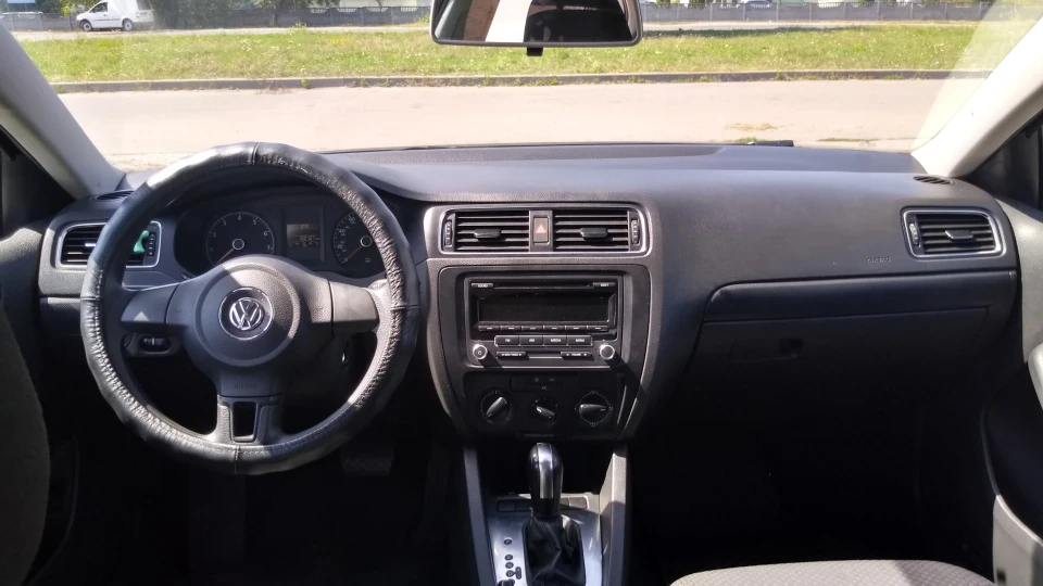 Volkswagen Jetta Пустушка 3
