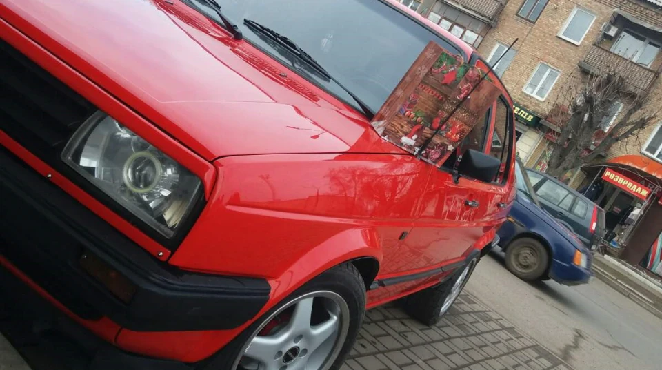 Volkswagen Jetta red reklama 5