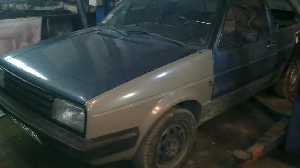 Volkswagen Jetta іржавий ліхтарик 5