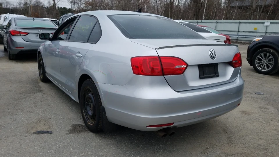 Volkswagen Jetta SE сірий крокодил 4