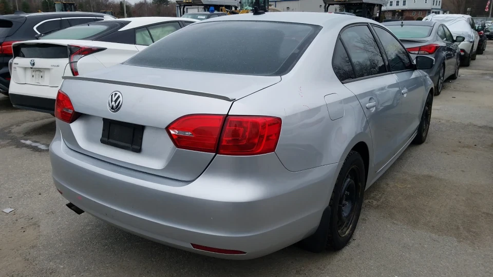 Volkswagen Jetta SE сірий крокодил 5