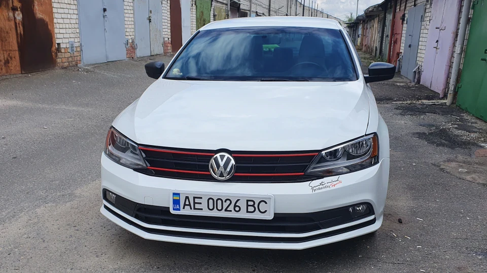 Volkswagen Jetta Sport 1.8 TSi 2