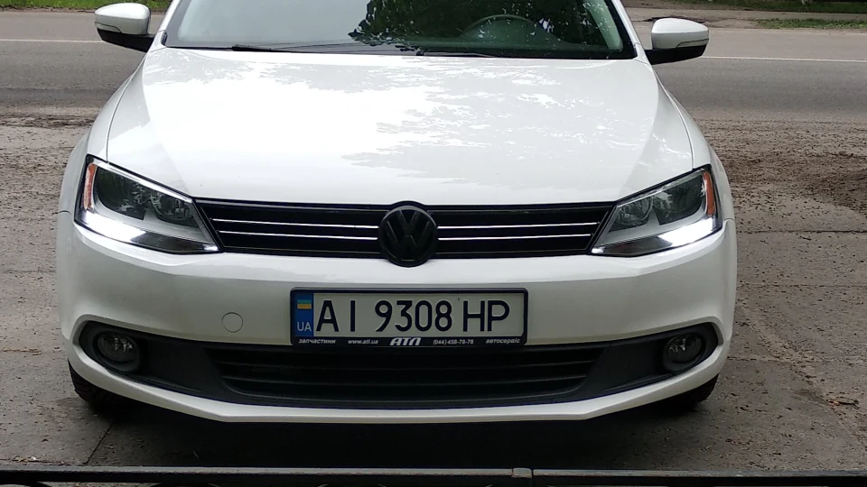 Volkswagen Jetta USA 2.5 4